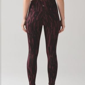 Lululemon WunderUnder leggings